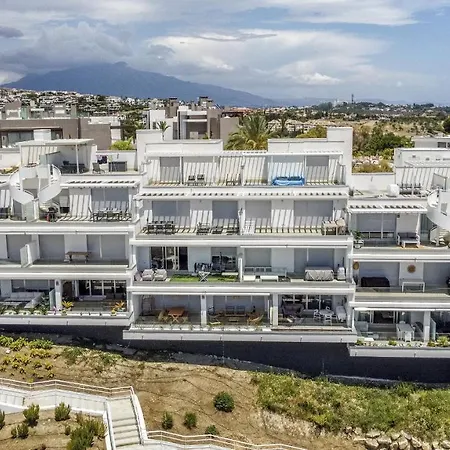 Vivi Homes - Pool, Golf & Terrace