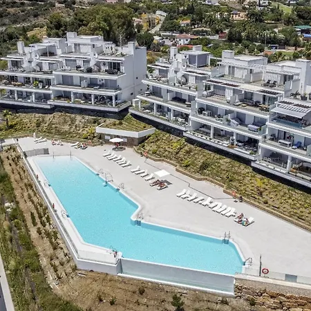 Vivi Homes - Pool, Golf & Terrace * Estepona