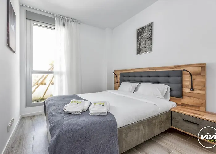 Vivi Homes - Pool, Golf & Terrace * Estepona