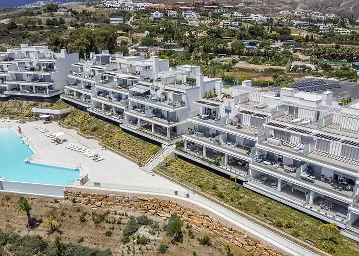 Vivi Homes - Pool, Golf & Terrace Apartamento