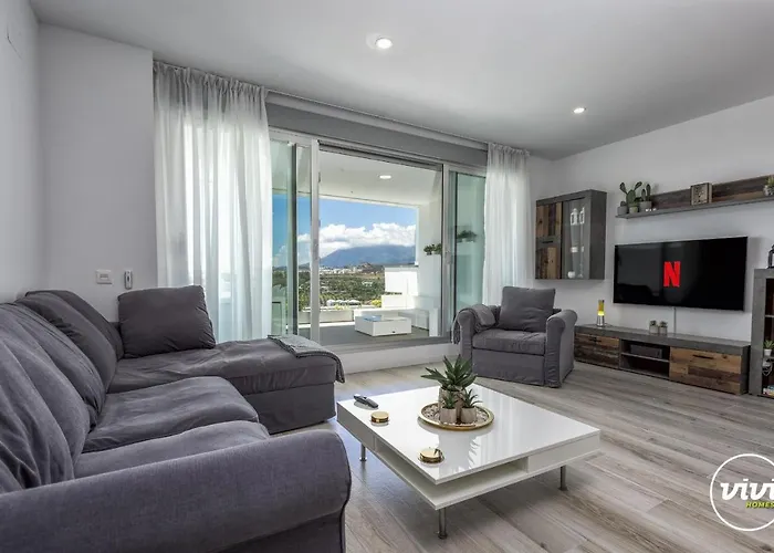 Vivi Homes - Pool, Golf & Terrace Apartamento