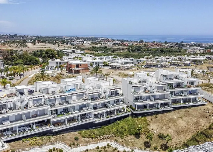 Vivi Homes - Pool, Golf & Terrace * Estepona