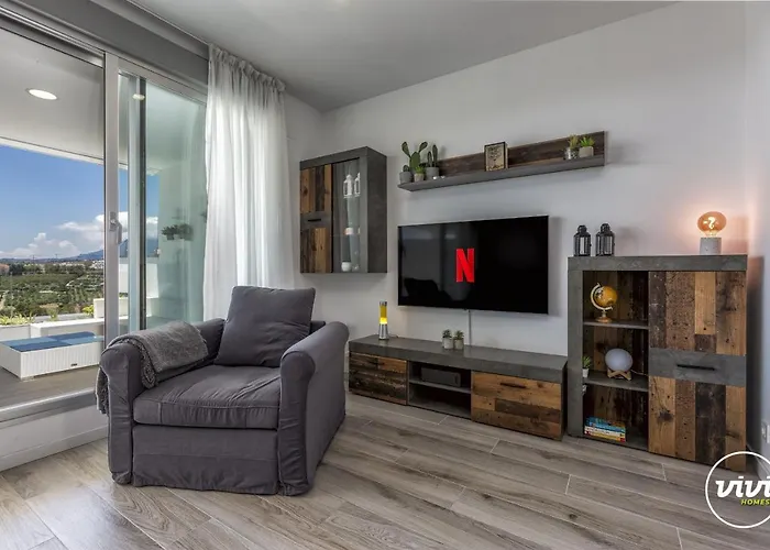 Vivi Homes - Pool, Golf & Terrace *